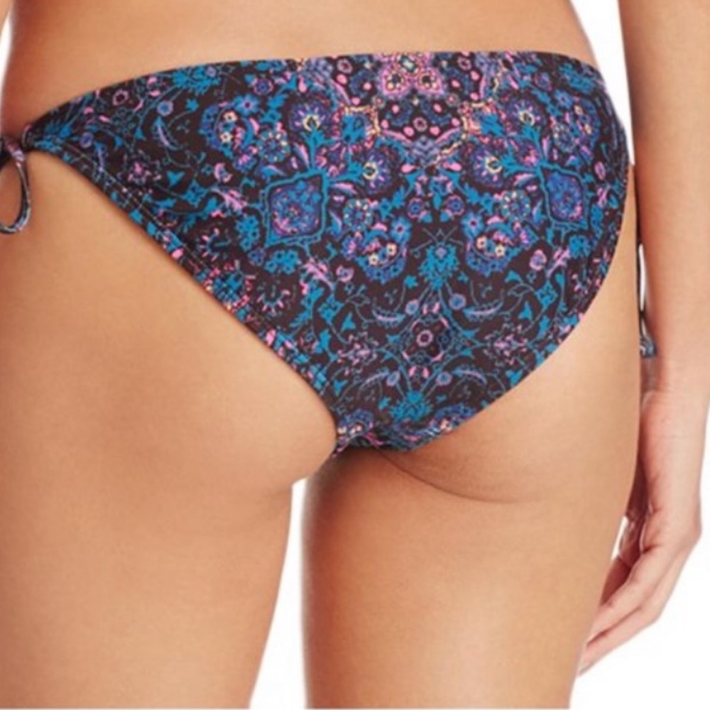 L*Space Lily Julitta Side Tie Bikini Bottoms Size Medium - Picture 2 of 6